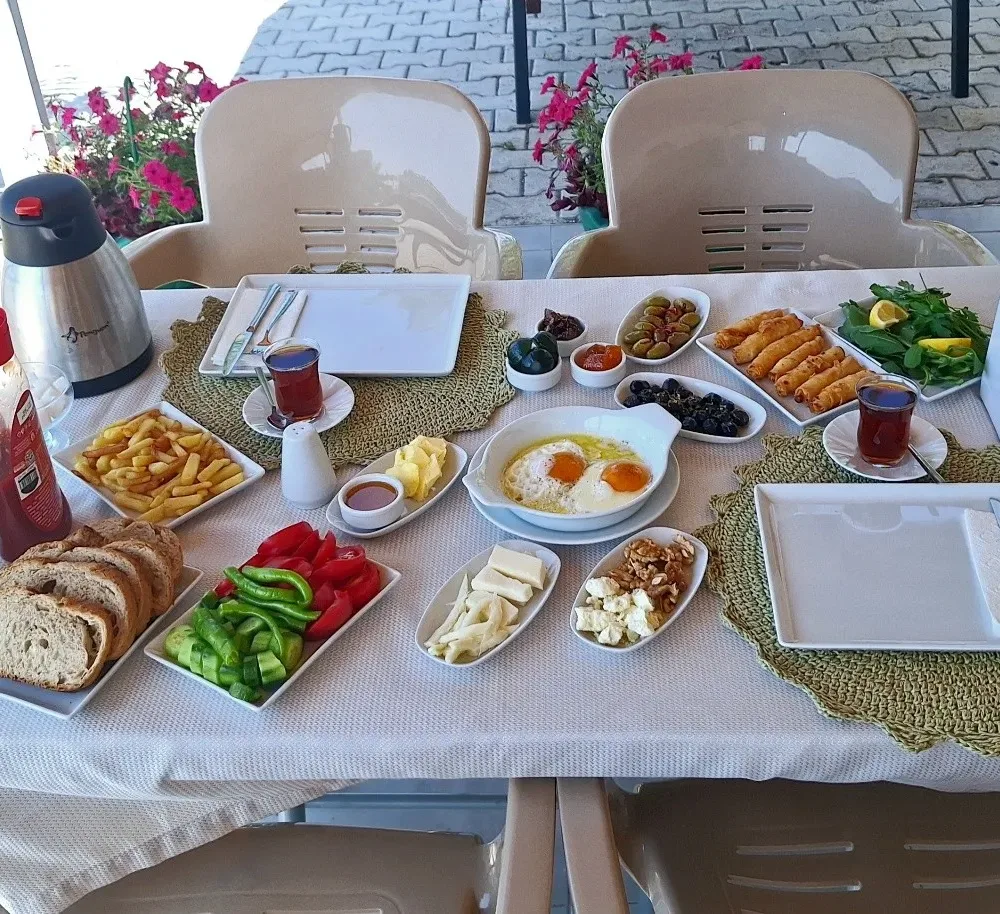 Serpme Kahvaltı — Antkor Ekolojik Armoni Kadın Kooperatifi ürünü